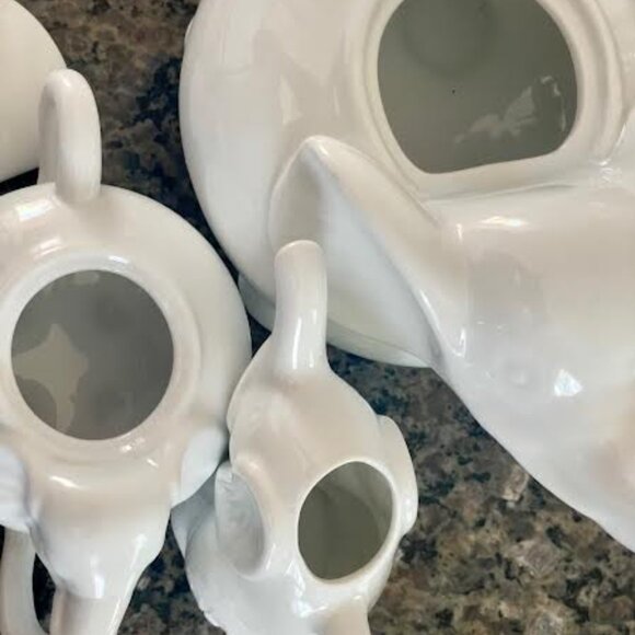 Set of Tea ware  White Elephant Porcelain Teapot, Sugar Bowl and Creamer Jug - Picture 5 of 12
